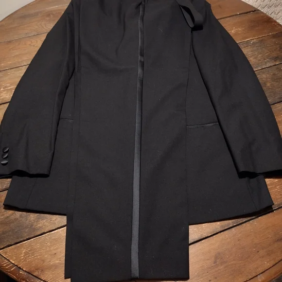 Men's Black Tuxedo/Suit